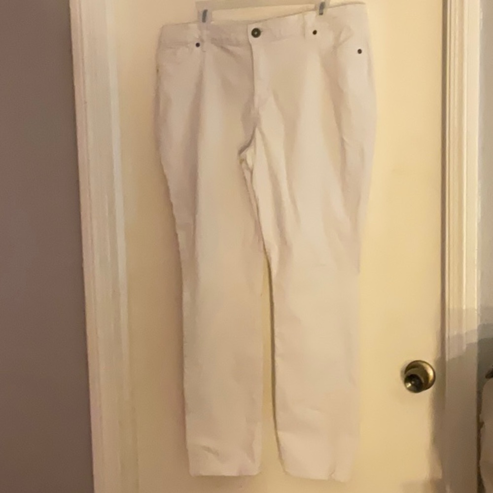 Roz & Ali Off-White Pinwale Corduroy Jeans plus size 16